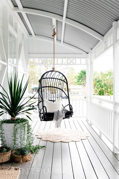 





Подвесные кресла-капсулы в саду: фотоподборка



