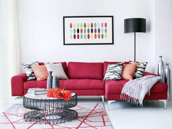 





Восемь способов разместить диван в гостиной




